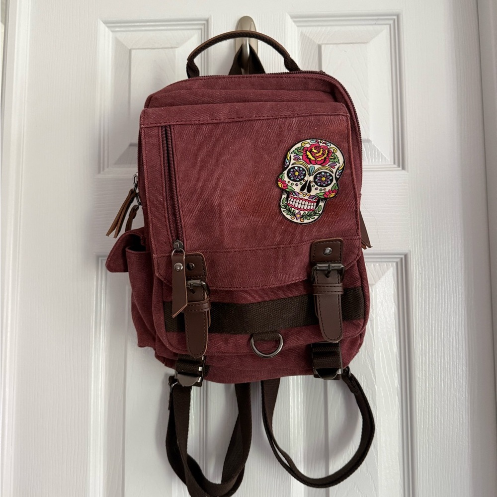 Vintage 90’s canvas backpack with patch